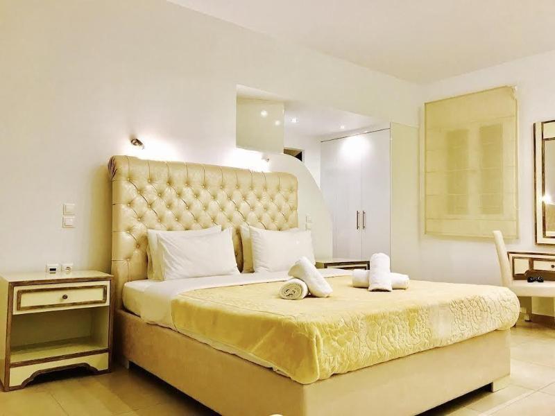 Queen Boutique Suites Mykonos Town Екстер'єр фото