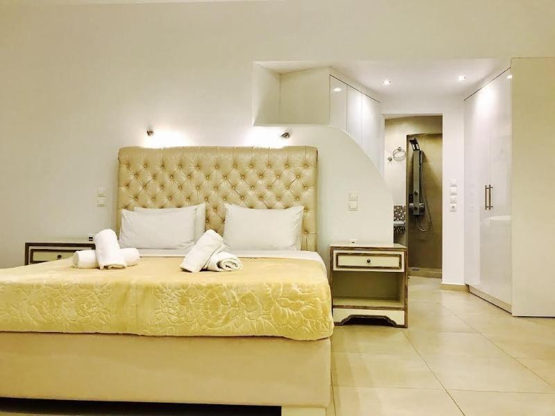 Queen Boutique Suites Mykonos Town Екстер'єр фото