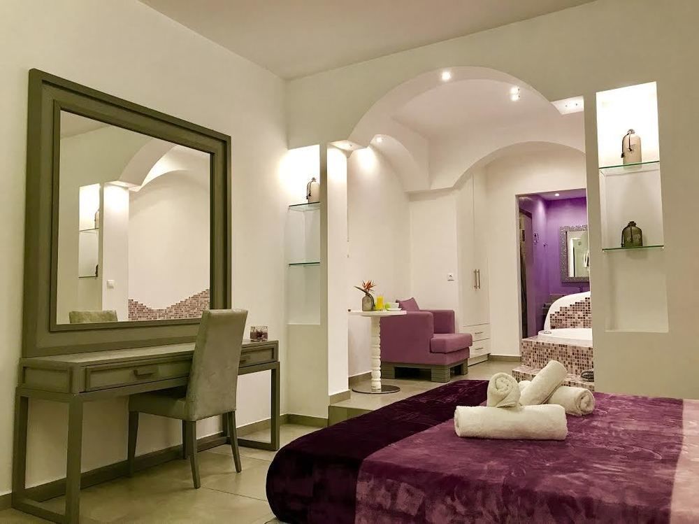 Queen Boutique Suites Mykonos Town Екстер'єр фото