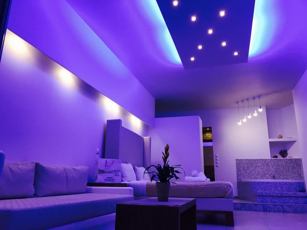 Queen Boutique Suites Mykonos Town Екстер'єр фото
