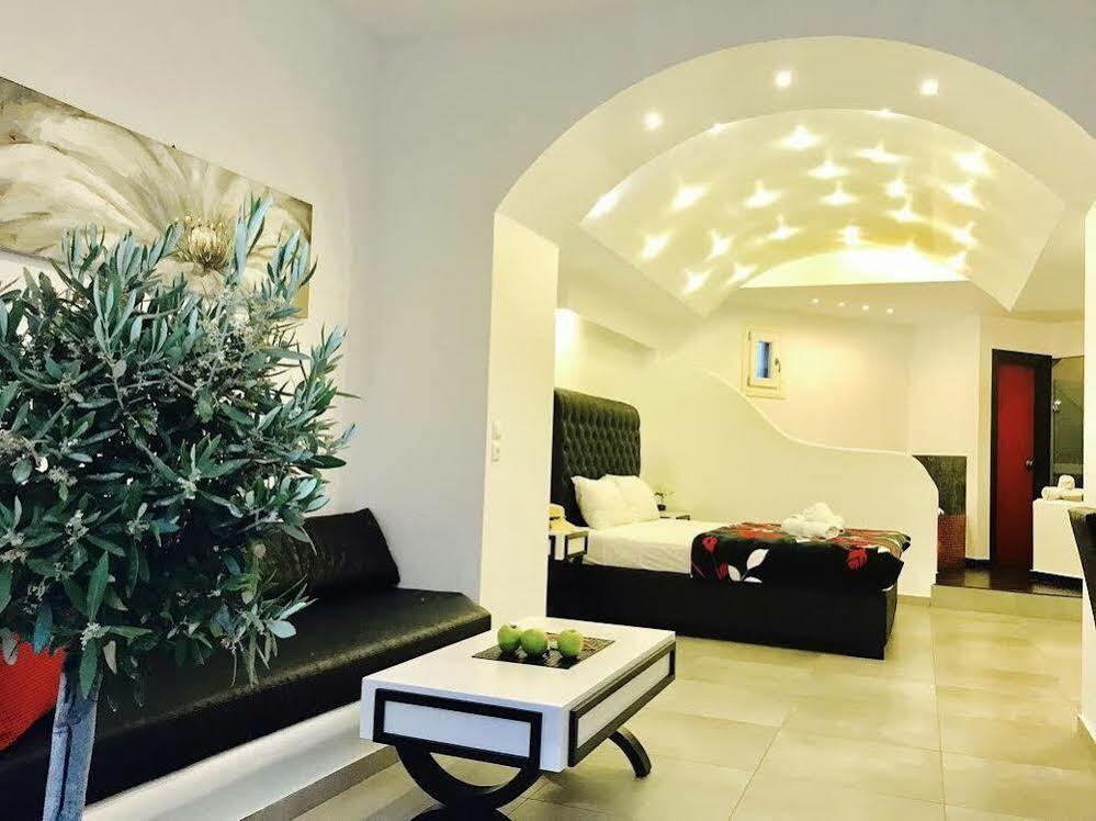 Queen Boutique Suites Mykonos Town Екстер'єр фото