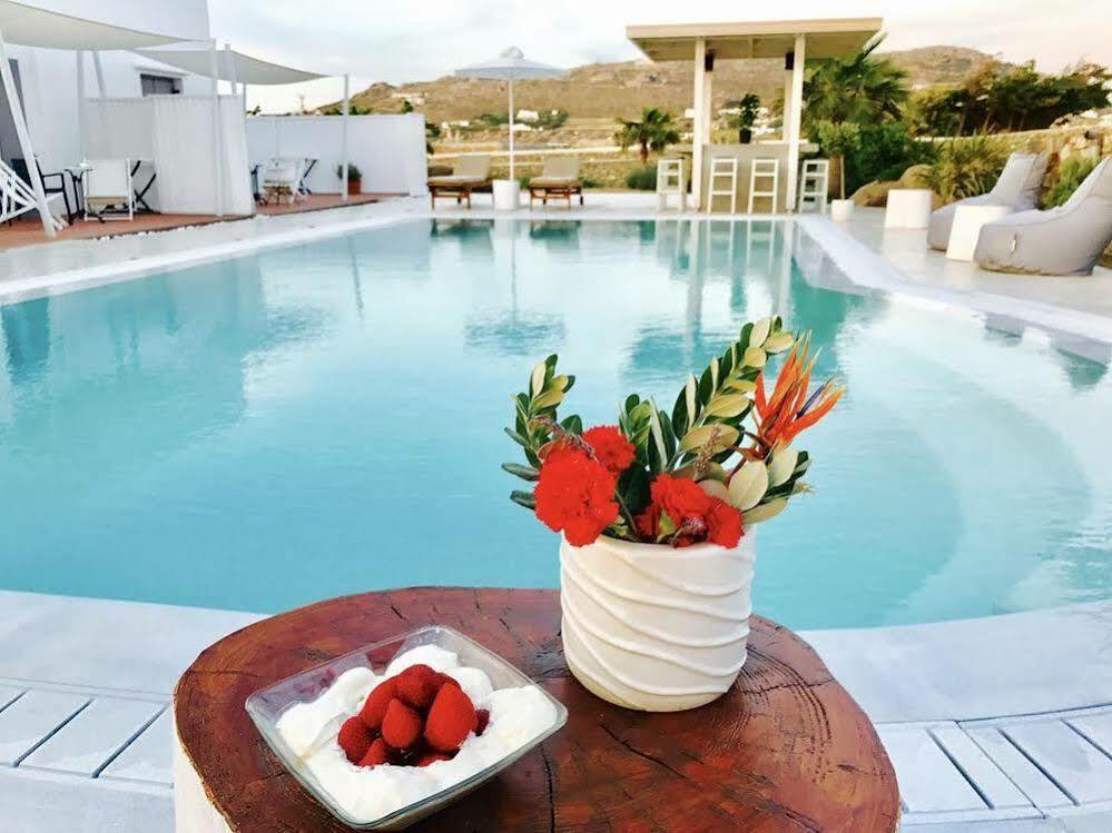 Queen Boutique Suites Mykonos Town Екстер'єр фото