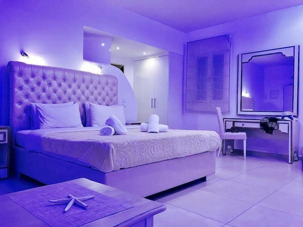 Queen Boutique Suites Mykonos Town Екстер'єр фото